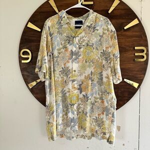 Men’s Tommy Bahama button up
